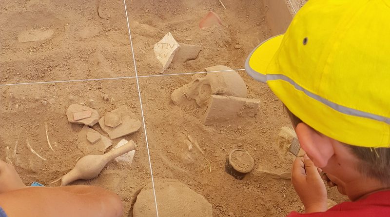 Programa educativo Arqueólogos por un día 